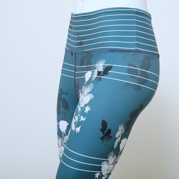 Zyia Floral Stripe Light n’ Tight Leggings Women S - Picture 9 of 13